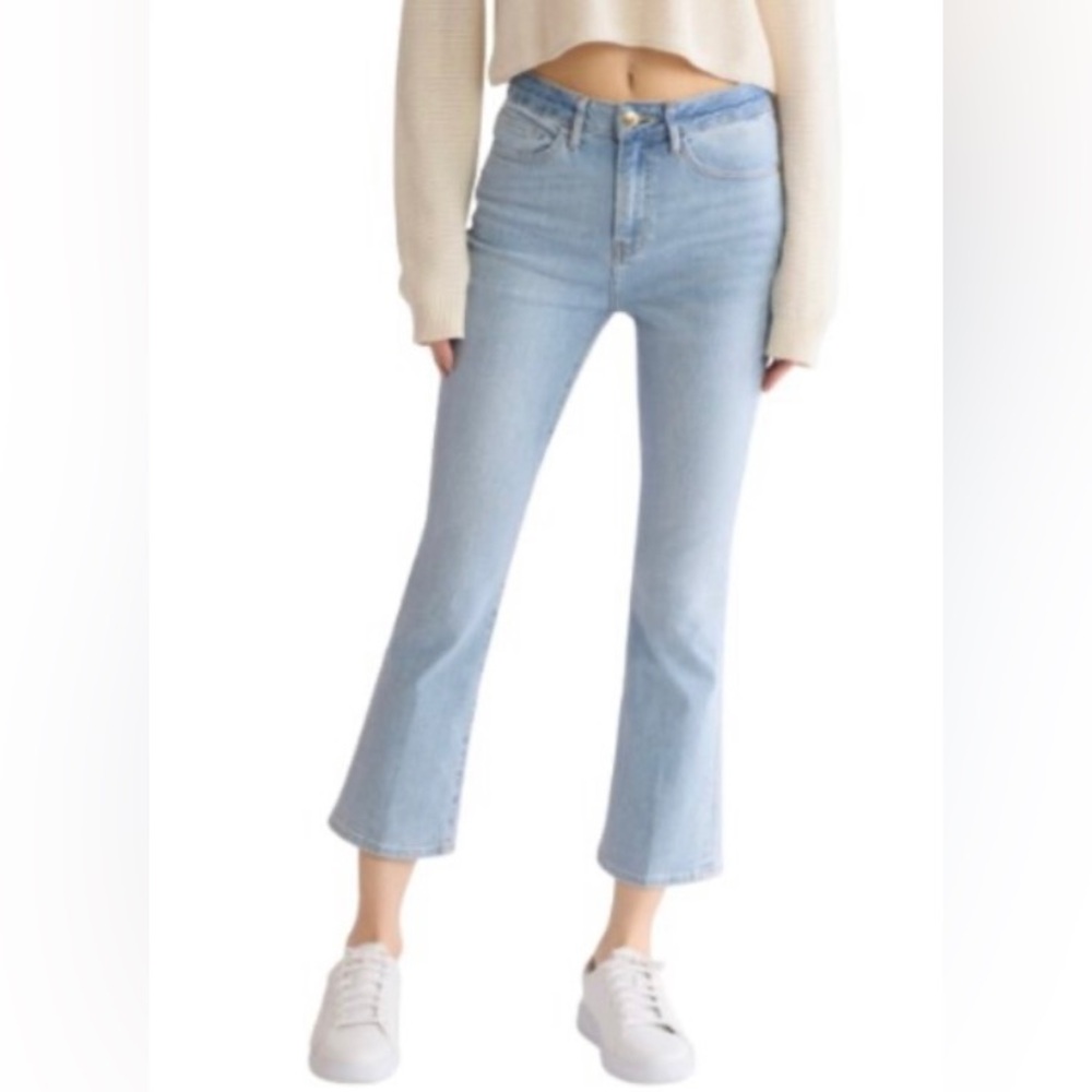 FRAME Le Crop Mini Boot Jean in Blue Spring